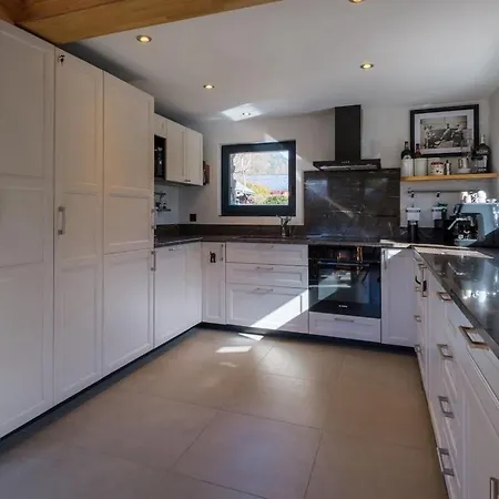 8 Etoiles * 霞慕尼